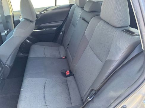 Used 2021 Toyota RAV4 XLE FWD image 13