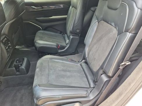 Used 2021 Jeep Grand Cherokee L Laredo AWD/4WD image 21