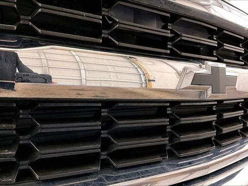 Used 2017 Chevrolet Silverado 1500 LT w/ All Star Edition image 30