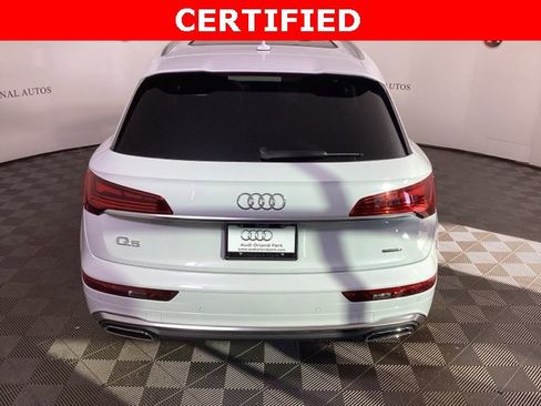 Certified 2025 Audi Q5 2.0T Premium Plus w/ Premium Plus Package image 6