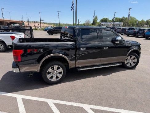 Used 2018 Ford F150 Lariat w/ Equipment Group 502A Luxury AWD/4WD image 9