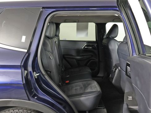 Used 2024 Mitsubishi Outlander SE image 34