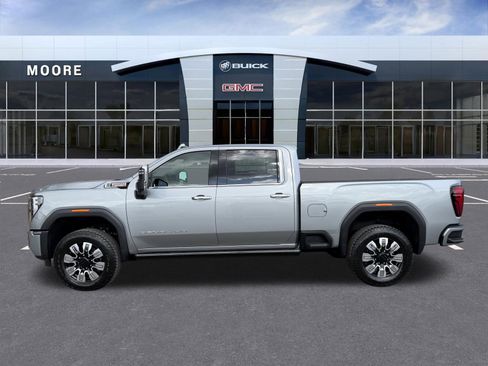 New 2026 GMC Sierra 2500 Denali w/ Denali Reserve Package AWD/4WD image 8