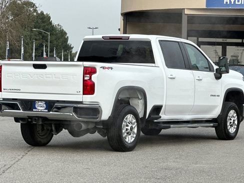 Used 2025 Chevrolet Silverado 2500 LT w/ Convenience Package image 4