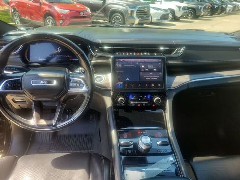 Used 2021 Jeep Grand Cherokee L Overland w/ Advanced Protech Group III image 19