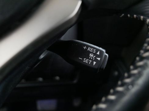 Used 2016 Lexus NX 300h AWD image 32