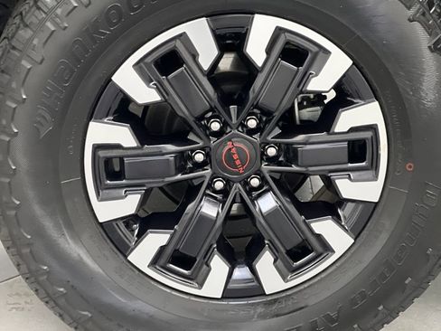 Used 2023 Nissan Frontier PRO-4X w/ Pro Convenience Package image 69