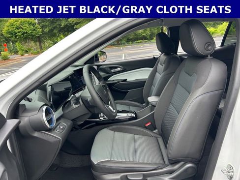 New 2026 Chevrolet Trax LT w/ Driver Confidence Package FWD image 4