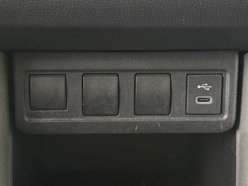 Used 2023 Toyota Corolla Cross LE FWD image 24