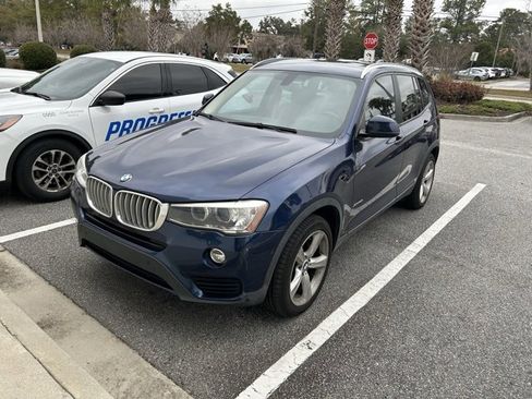 Used 2017 BMW X3 xDrive28i image 3