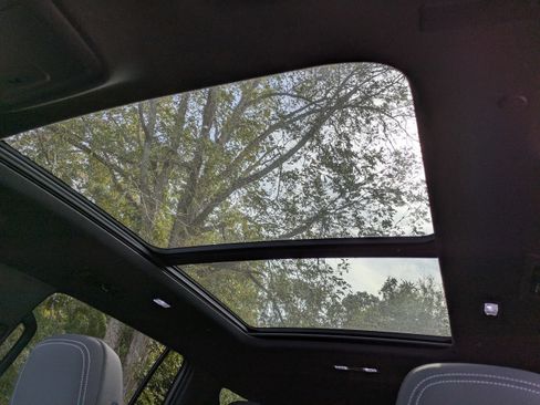 New 2026 Chevrolet Traverse LT image 22