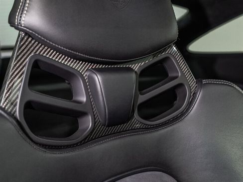 Used 2018 Porsche 911 GT3 RWD image 50