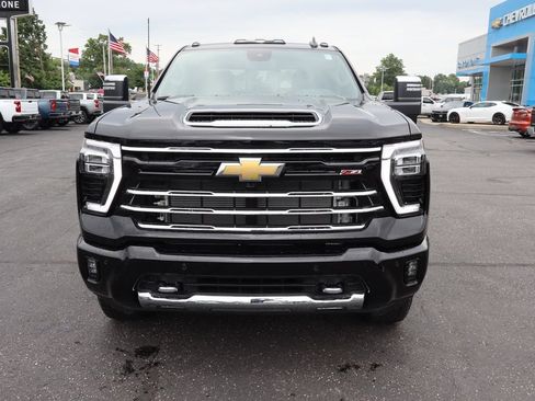 New 2026 Chevrolet Silverado 2500 LT w/ Z71 Chrome Sport Edition AWD/4WD image 23
