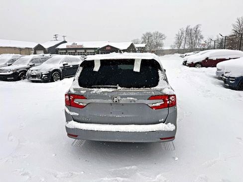 Used 2018 Honda Odyssey EX-L image 8