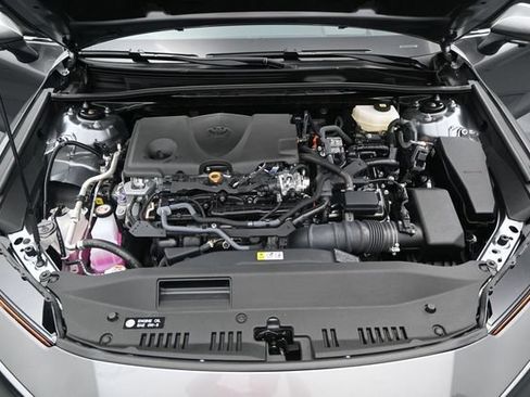Used 2026 Toyota Camry XLE w/ Premium Plus Package FWD image 17