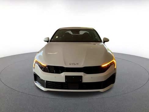 Used 2025 Kia K5 LXS FWD image 4