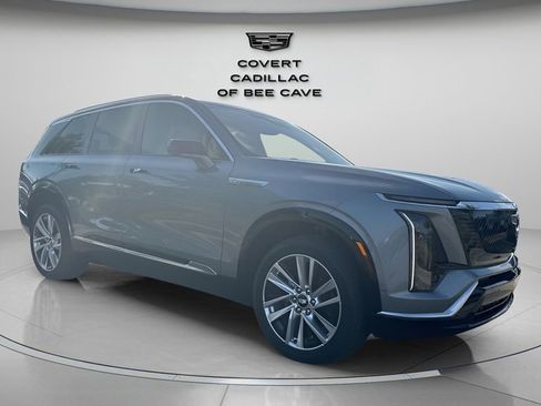 New 2026 Cadillac Vistiq Luxury image 2