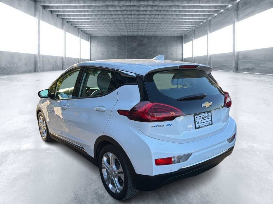 Used 2018 Chevrolet Bolt LT FWD image 3