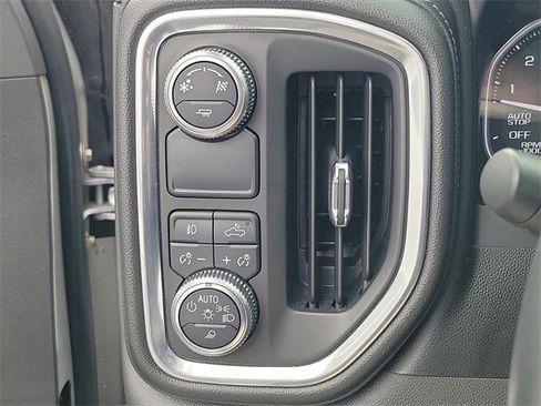 Used 2019 GMC Sierra 1500 SLT image 19