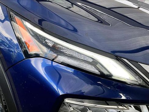 Certified 2023 Nissan Rogue SL w/ SL Premium Package image 26