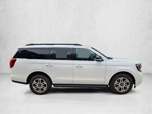 New 2026 Ford Expedition Active AWD/4WD image 7