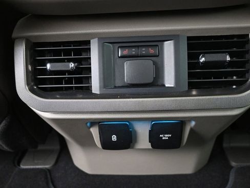 Used 2024 Ford F150 Platinum w/ Equipment Group 703A Plus image 14