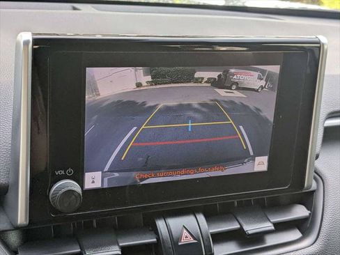 Certified 2023 Toyota RAV4 LE FWD image 21
