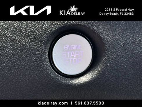 Used 2025 Kia Sorento EX w/ Panoramic Sunroof Package FWD image 23