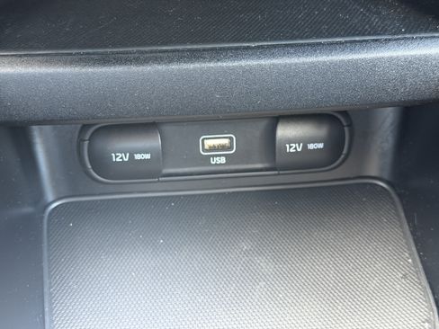 Certified 2023 Kia Forte LXS w/ LXS Technology Package FWD image 22