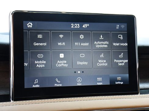 Used 2021 Lincoln Corsair Reserve w/ Equipment Group 201A image 34