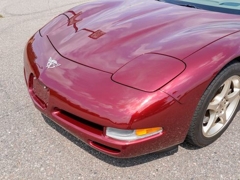 Used 2003 Chevrolet Corvette Convertible w/ Preferred Equipment Group1 RWD image 12