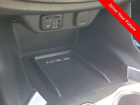 Used 2023 Chevrolet Traverse RS w/ LPO, Floor Liner Package FWD image 14
