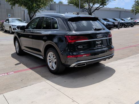 Certified 2023 Audi Q5 2.0T Premium w/ Convenience Package AWD/4WD image 8