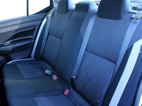 Used 2020 Nissan Versa SV image 11