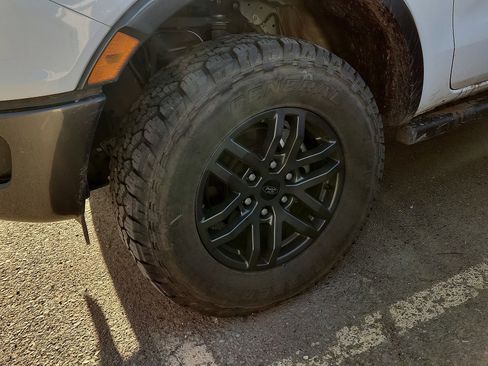 Used 2023 Ford Ranger XLT image 2