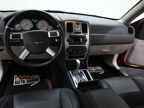 Used 2007 Chrysler 300 SRT8 RWD image 5