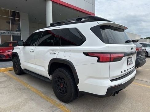 Used 2023 Toyota Sequoia TRD Pro AWD/4WD image 6