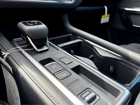 New 2026 Nissan Pathfinder SV FWD image 10