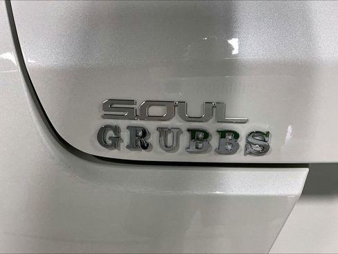 Used 2025 Kia Soul LX FWD image 38