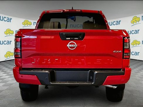 Used 2025 Nissan Frontier SV image 5