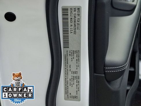 Used 2024 Jeep Grand Cherokee Altitude image 26