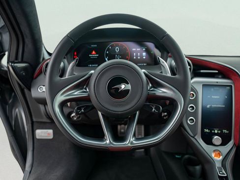 New 2026 McLaren 750S Spider RWD image 31