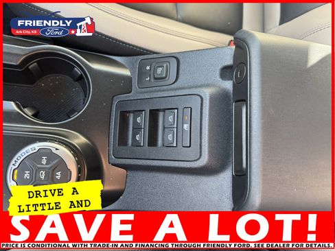 Used 2023 Ford Bronco Wildtrak image 31