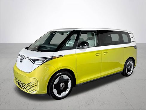 New 2025 Volkswagen ID. Buzz Pro S Plus image 2