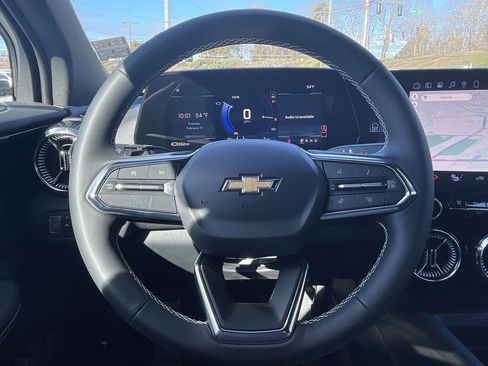 New 2026 Chevrolet Blazer EV LT image 25