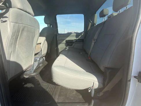 Used 2017 Ford F250 XL w/ Power Equipment Group image 18