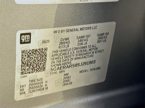 Used 2025 Buick Enclave Preferred image 32