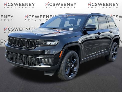 New 2025 Jeep Grand Cherokee Altitude image 1