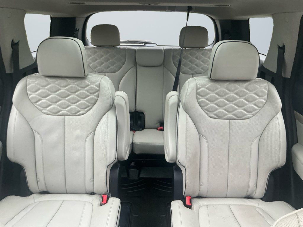 Used 2021 Hyundai Palisade Limited w/ Cargo Package AWD/4WD image 14