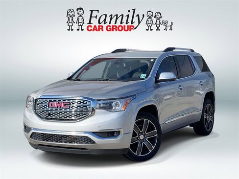Used 2019 GMC Acadia Denali image 1
